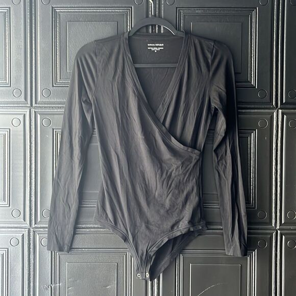 Banana Republic Black  bodysuit - Picture 1 of 2